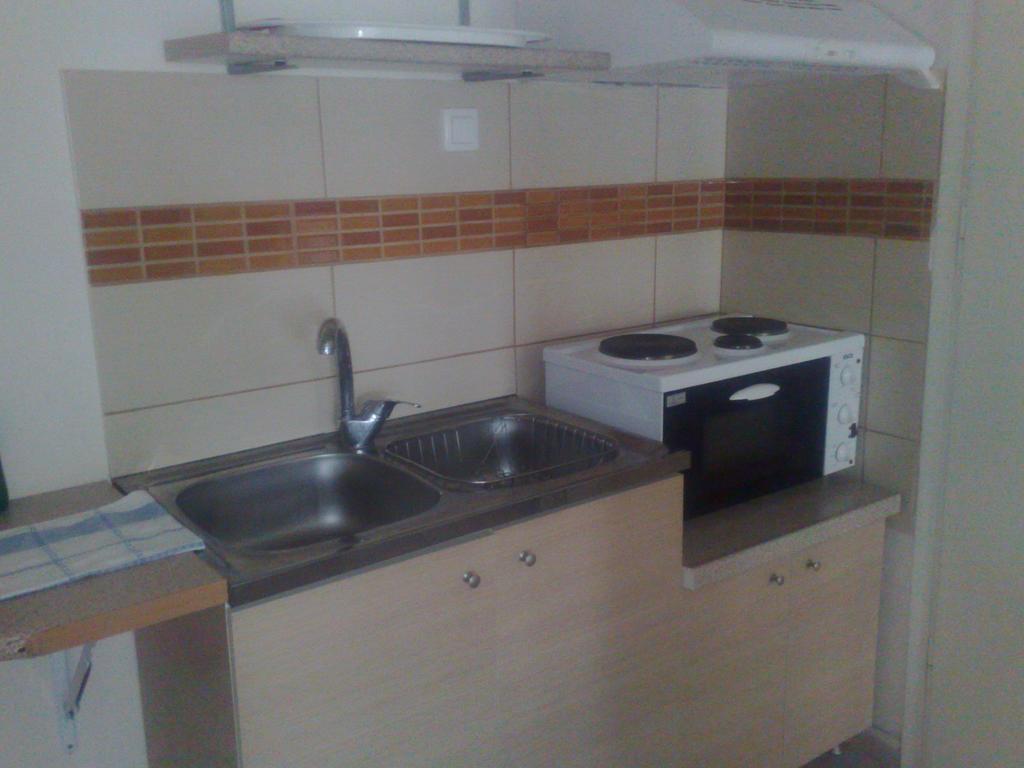 Four Seasons 1 Apartment Paralia Katerinis Bagian luar foto