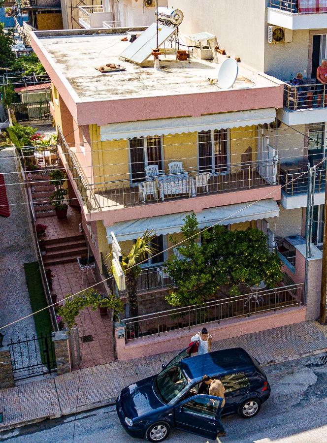 Four Seasons 1 Apartment Paralia Katerinis Bagian luar foto